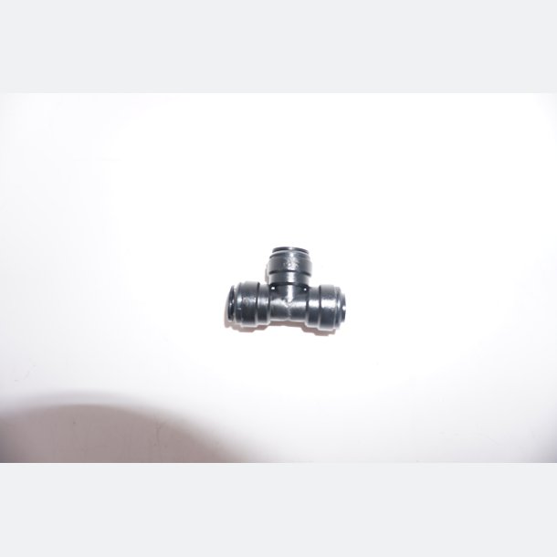 8Mm Push In Tee Union